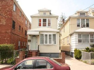 4914 94th St, Elmhurst, NY 11373