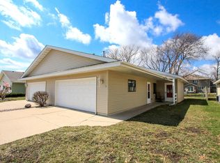 510 Graham St SW, Hutchinson, MN 55350