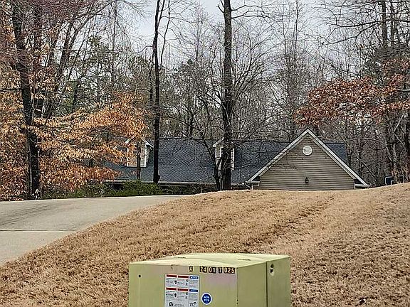 3rd image of 322 Marable Ln