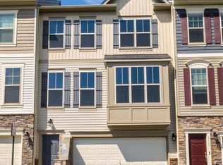 7112 Sotheby Way, Lorton, VA 22079