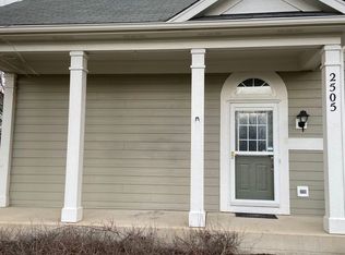 2505 Emily Ln, Elgin, IL 60124