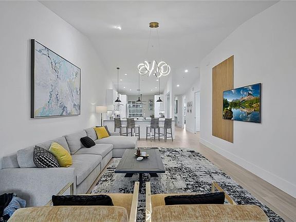 2nd image of 1540 Blue Point Ave #201