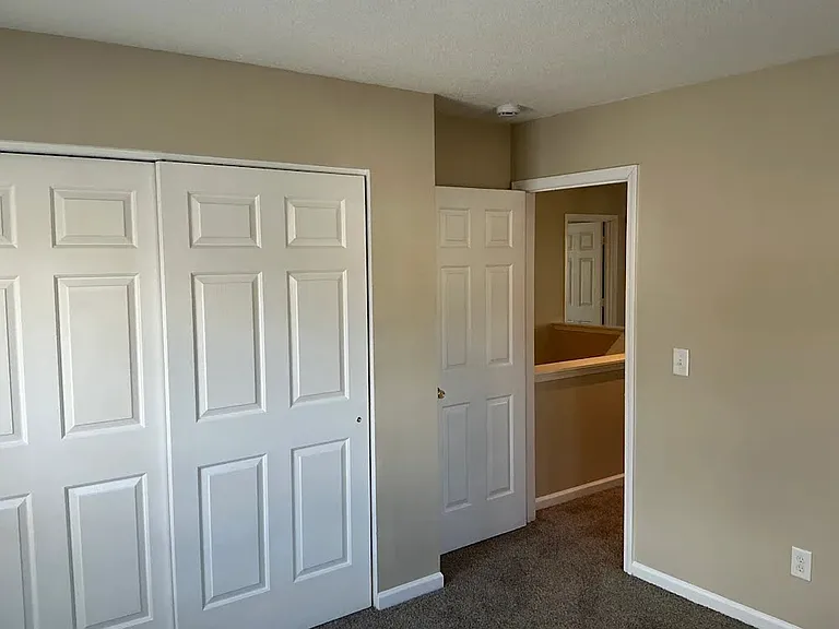 316 Rondelay Dr #1 — Photo 3