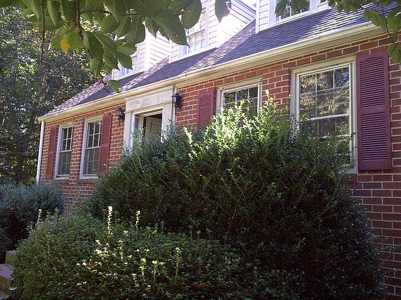 2nd image of 410 Kuder St