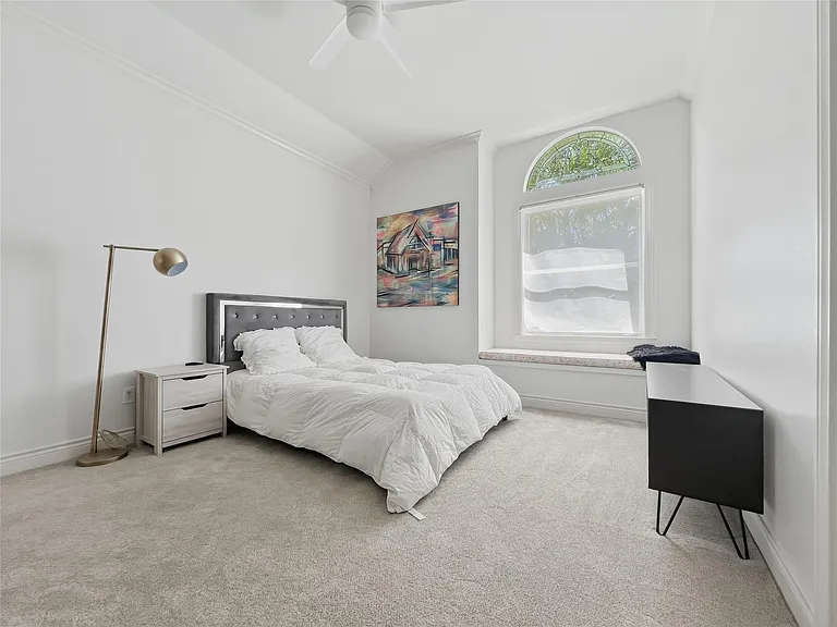 6 Candleleaf Ct — Photo 32