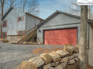 105 Greenbriar Rd, Banner Elk, NC 28604