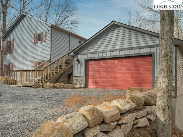 105 Greenbriar Road, Beech Mountain, NC 28604