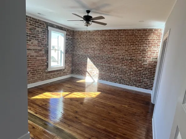 201B E Main St, Benson, NC