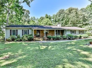 4613 Lake Shore Rd N, Denver, NC 28037