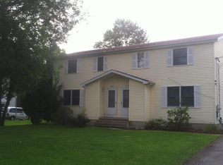 854 Swann Rd, Youngstown, NY 14174