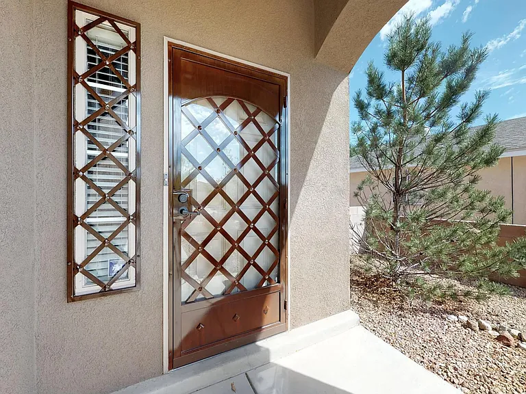 6743 Ventana Hills Rd NW — Photo 3