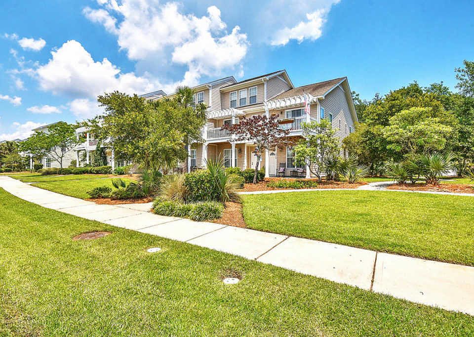 1st image of 3042 Sugarberry Ln