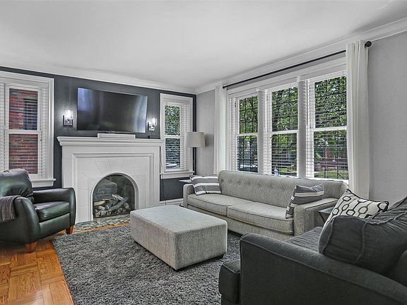 5th image of 7461 Amherst Ave
