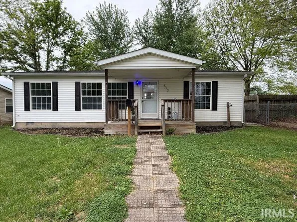 513 S 6th St, Mitchell, IN 47446