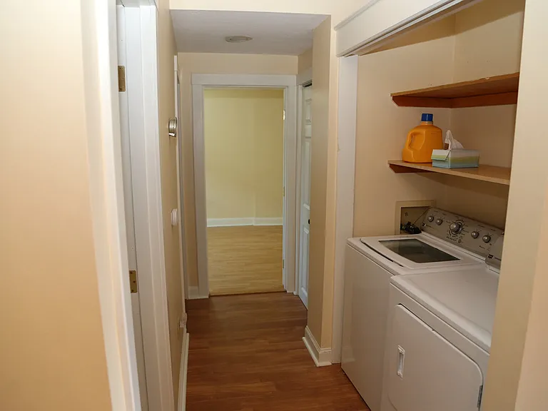 10 Oak Pl #A — Photo 8