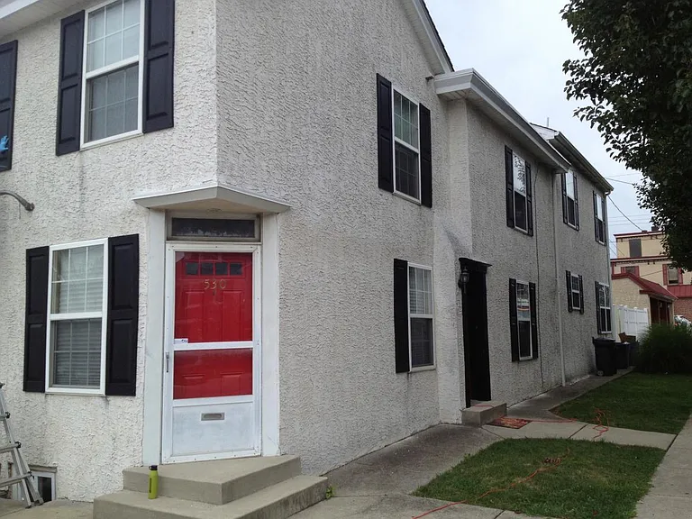 530 Harry St — Photo 12