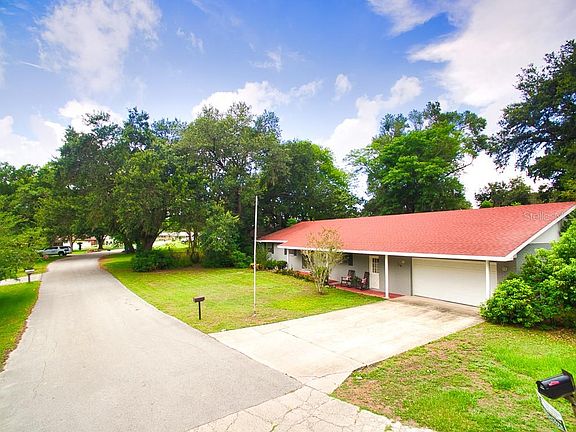 3rd image of 710 Orange Valley Cir