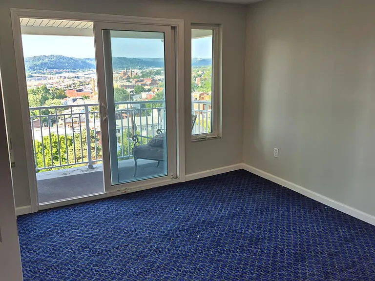 3035 Bigelow Blvd #2 — Photo 12