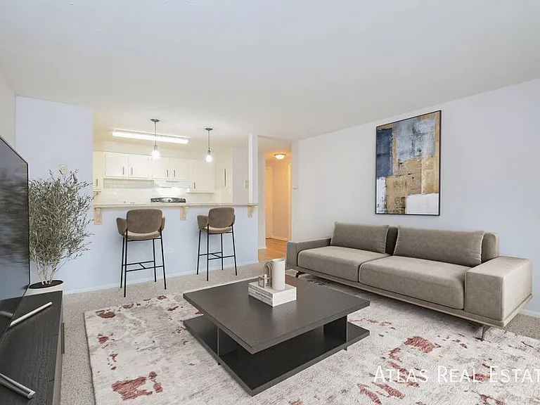 4993 N King St #303 — Photo 1