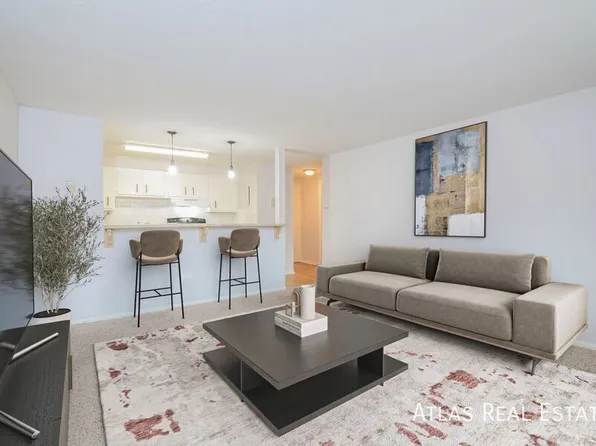 4993 N King St #303, Denver, CO 80221