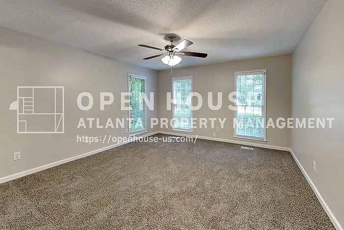 328 Abbington Ln — Photo 8