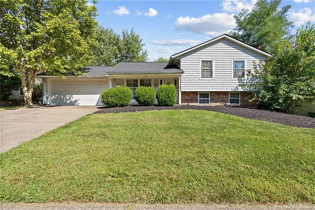120 Pinecone Ln photo 1
