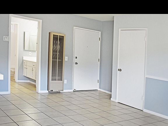 3rd image of 407 N Avenue 50 #107