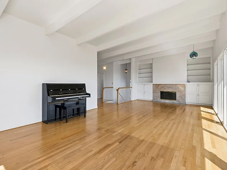 45 Graystone Ter — Photo 6