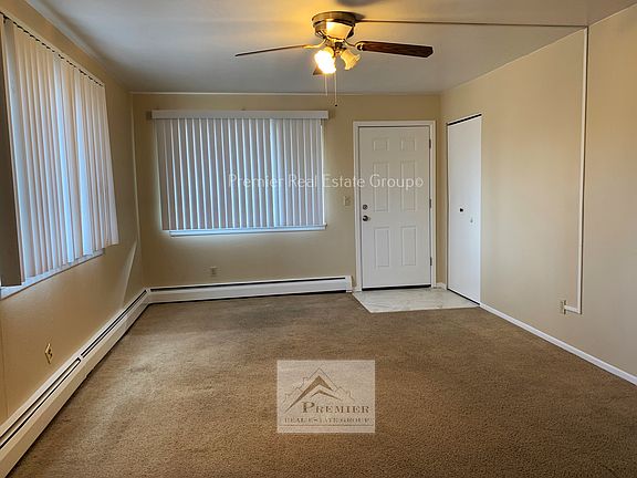 2nd image of 1480 Hathaway Dr #B