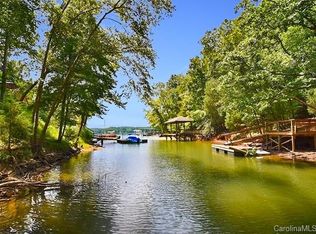 4014 Windward Dr #14, Tega Cay, SC 29708