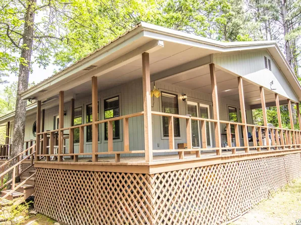 121 Dogwood Ave, Jefferson, TX 75657