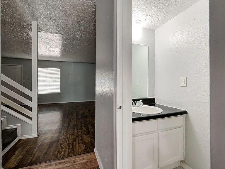 1709 Beaumont Dr #1711 — Photo 14