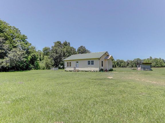 2nd image of 425 Pope Dr #A