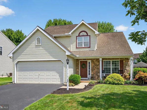 22 Misty Meadow Dr, Reinholds, PA 17569