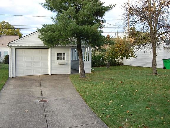 2nd image of 13729 Woodward Blvd