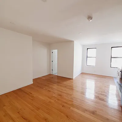 Rented by New York Residence | media 22