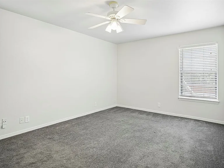 10504 Berry Knoll Dr — Photo 12