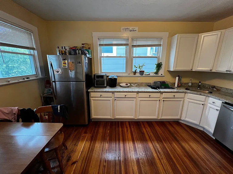 17 Dow St #2 — Photo 22