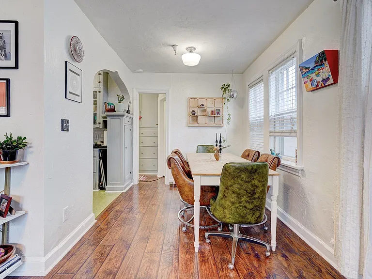 308 NW 24th St #B — Photo 16