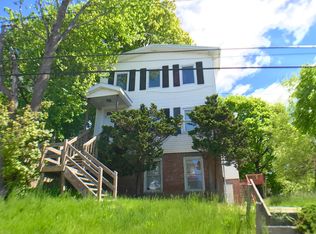 28 Summit Ave #3, Catskill, NY 12414