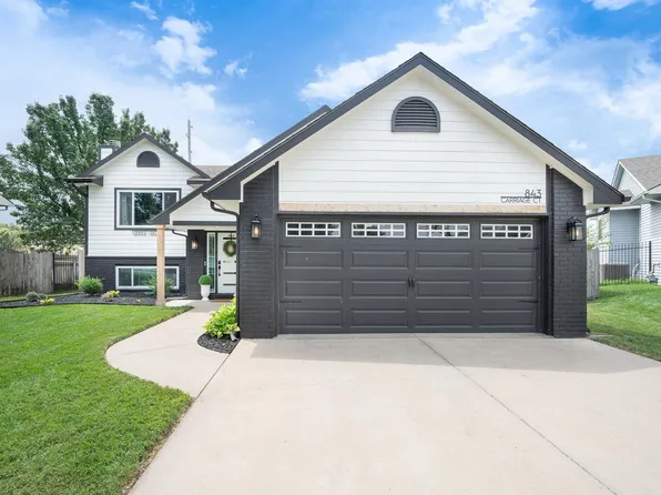 843 Carriage Ct, Maize, KS 67101