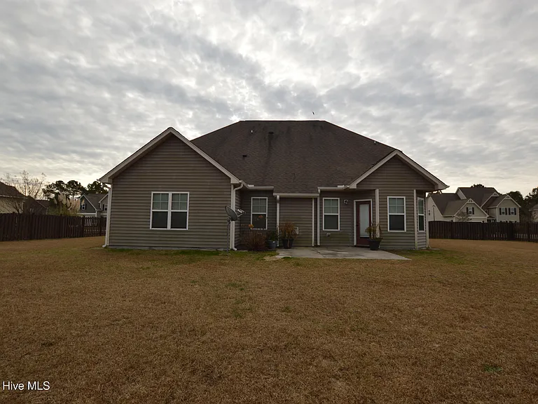 115 Pamlico Dr — Photo 37