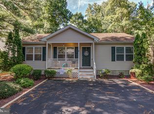 4 Deerfield Ct, Ocean Pines, MD 21811