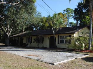 903 SE 24th Ave, Cape Coral, FL 33990
