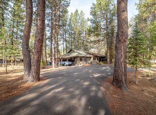 18835 River Woods Dr, Bend, OR 97702