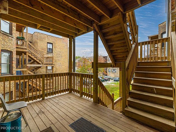 4th image of 5343 S Ellis Ave APT G2