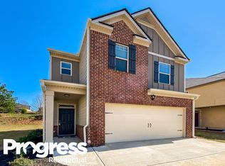 1082 Lear Dr, Locust Grove, GA 30248