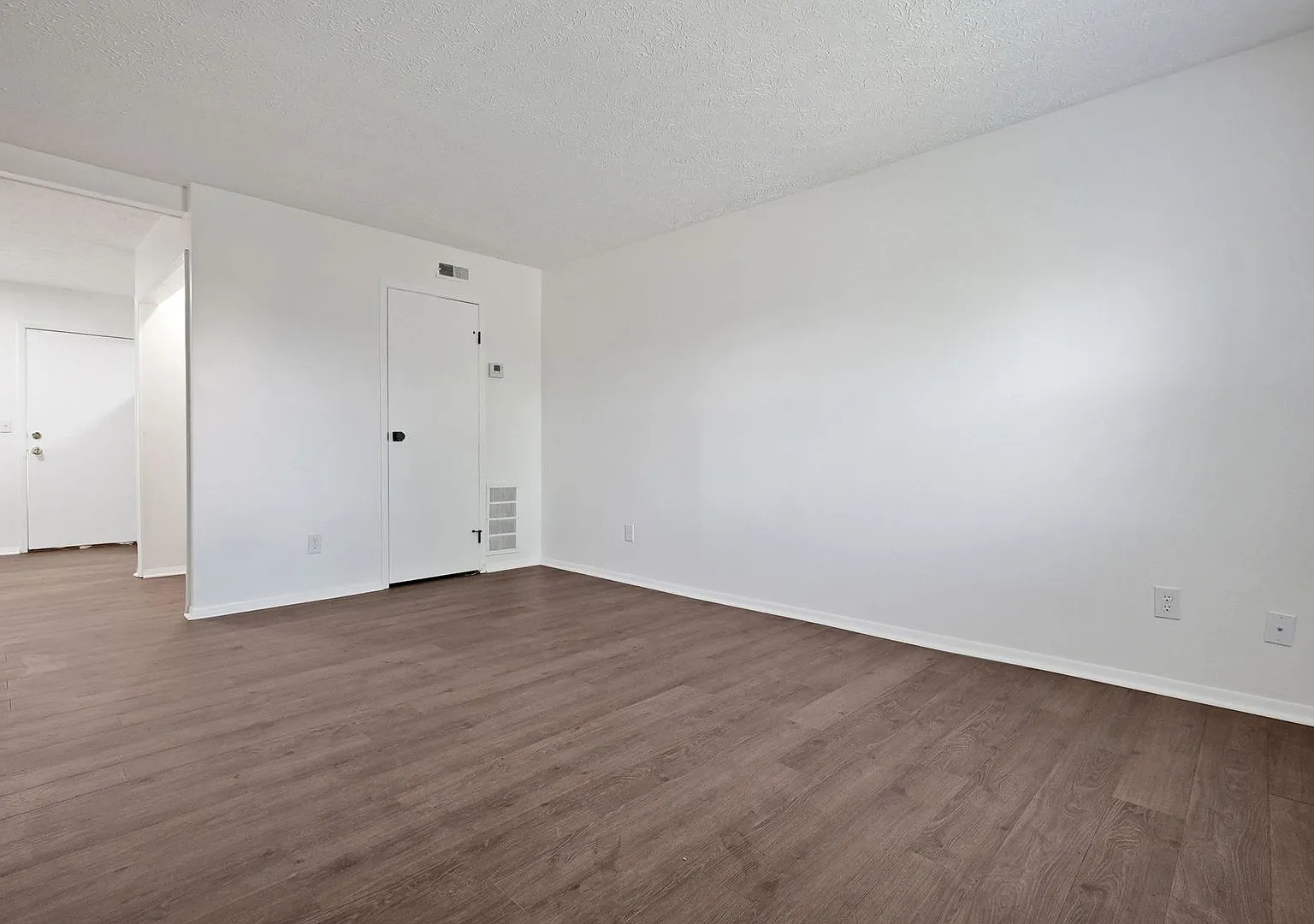 2733 Brianlane Boulevard - Unit 2733 — Photo 4