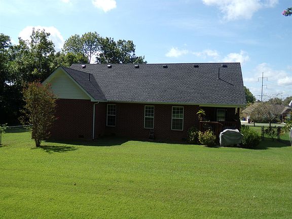 2nd image of 114 Brooklyn Cir