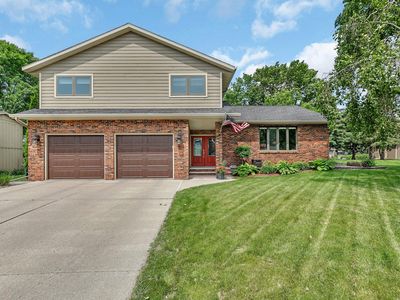 1450 Hansen Dr SW, Willmar, MN, 56201